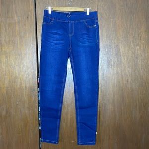 343 - Womans Jvini Jeans - NEW